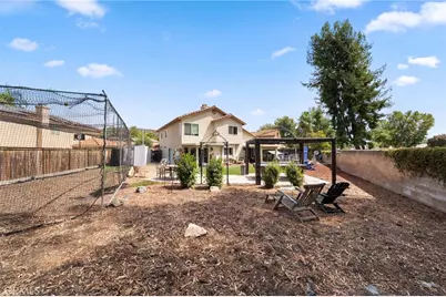 39317 Via Sonrisa, Murrieta, CA 92593 - Photo 18