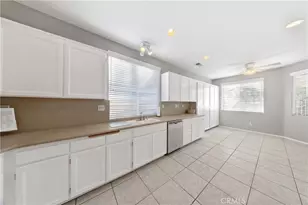 40146 Colony Dr, Murrieta, CA 92562 - Photo 12