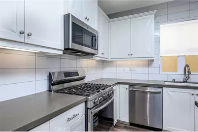 3827 Grant Street #28, Corona, CA 92879 - Photo 10