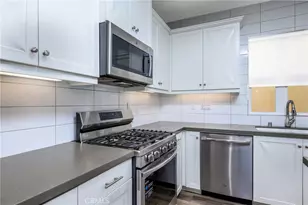 3827 Grant St, Corona, CA 92879 - Photo 10