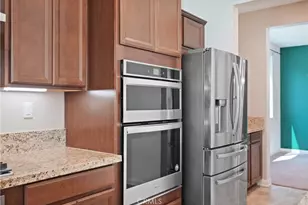 34282 Kensington, Murrieta, CA 92563 - Photo 8