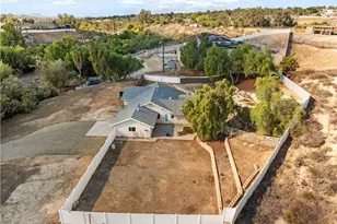 17380 Mockingbird Canyon, Riverside, CA 92504 - Photo 10