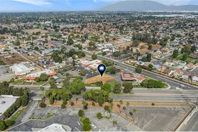 940 Bloomington Ave, Rialto, CA 92376 - Photo 18