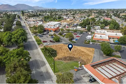 940 Bloomington Ave, Rialto, CA 92376 - Photo 12