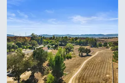 30770 Avenida Buena Suerte, Temecula, CA 92591 - Photo 12