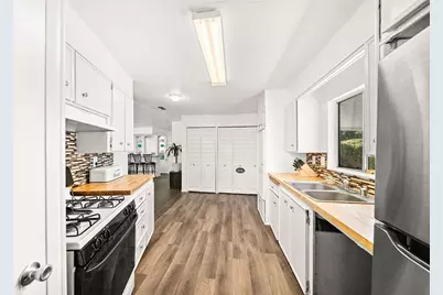 33990 Harvest Way, Wildomar, CA 92595 - Photo 16