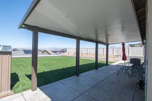 27750 Via Santa Catarina, Menifee, CA 92585 - Photo 18