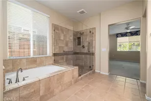 39483 Almaden Cir, Murrieta, CA 92563 - Photo 16