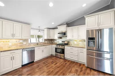 38070 Via La Colina, Murrieta, CA 92563 - Photo 16