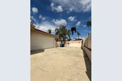 30310 Spray Drive, Canyon Lake, CA 92587 - Photo 4