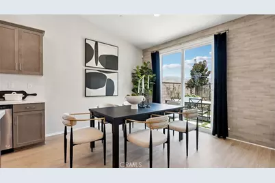 26218 Gentry Avenue, Corona, CA 92883 - Photo 6