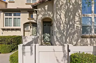 33760 Willow Haven, Murrieta, CA 92563 - Photo 2