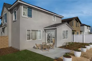 2461 Gunner Ridge Way, Rialto, CA 92377 - Photo 12