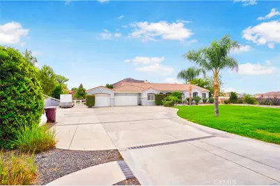 24006 Spencer Butte Drive, Perris, CA 92570 - Photo 2