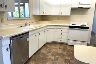 681 Shasta Way, Hemet, CA 92543 - Photo 4