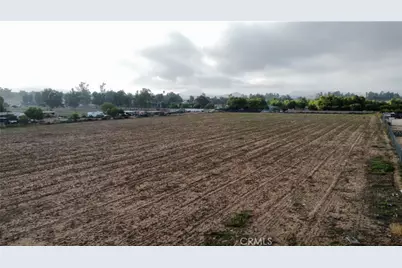 2 Lemon Avenue, Perris, CA 92571 - Photo 16