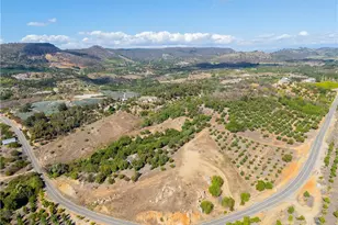 23476 La Vella, Temecula, CA 92590 - Photo 2