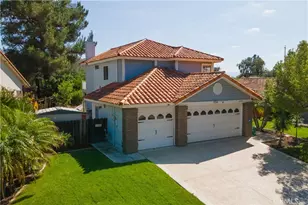 39058 Camino Hermosa, Murrieta, CA 92563 - Photo 2