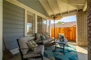 39058 Camino Hermosa, Murrieta, CA 92563 - Photo 6