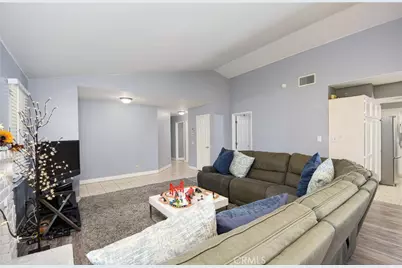 752 Torino, San Jacinto, CA 92583 - Photo 10