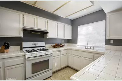 752 Torino, San Jacinto, CA 92583 - Photo 16