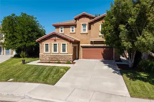 30570 Fox Sedge Way, Murrieta, CA 92563 - Photo 2