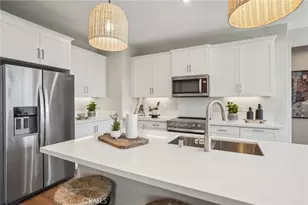 6347 Moonfire Ln, Fontana, CA 92336 - Photo 8