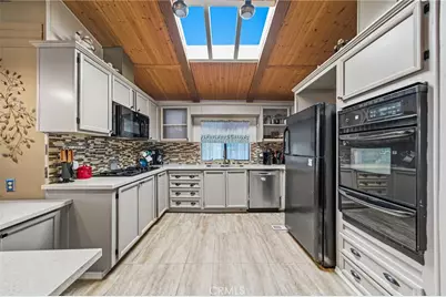 29118 Calle Potro, Murrieta, CA 92563 - Photo 6