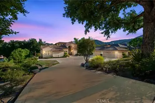 22285 Bear Creek Dr, Murrieta, CA 92562 - Photo 14