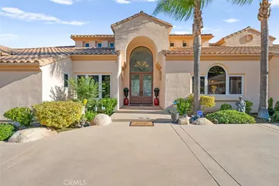 22285 Bear Creek Drive, Murrieta, CA 92562 - Photo 6