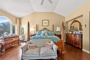 22285 Bear Creek Dr, Murrieta, CA 92562 - Photo 24