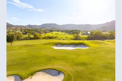 22285 Bear Creek Drive, Murrieta, CA 92562 - Photo 44