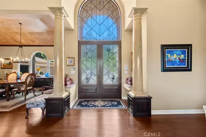 22285 Bear Creek Drive, Murrieta, CA 92562 - Photo 2