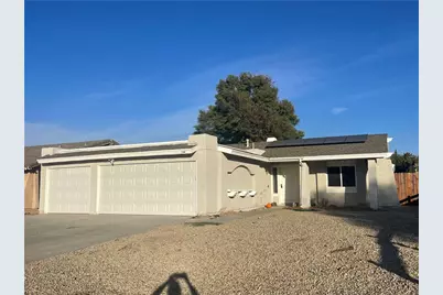 144 Zolder Street, Hemet, CA 92544 - Photo 2