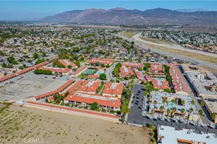 43131 Wall, Hemet, CA 92544 - Photo 30