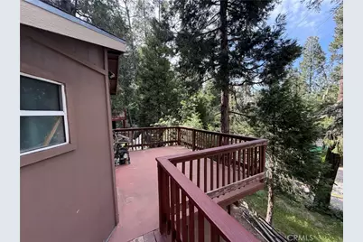23370 Seeley Way, Crestline, CA 92325 - Photo 22