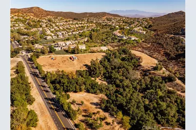 1 Greer Rd, Murrieta, CA 92562 - Photo 18