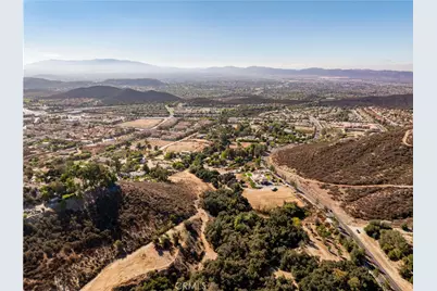 1 Greer Rd, Murrieta, CA 92562 - Photo 12