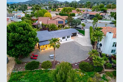 30511 Greenbrook Place, Canyon Lake, CA 92587 - Photo 4