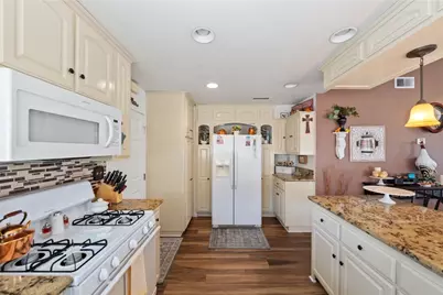 1856 Carrera, San Jacinto, CA 92583 - Photo 16