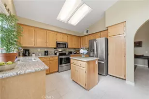 24165 Corte Valente, Murrieta, CA 92562 - Photo 12