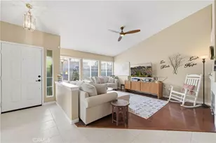 24165 Corte Valente, Murrieta, CA 92562 - Photo 6