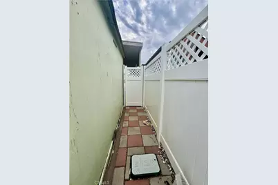 1295 S Cawston #75, Hemet, CA 92545 - Photo 14