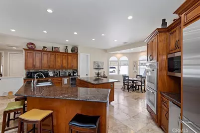 36410 Calle Puerto Bonita, Temecula, CA 92592 - Photo 10