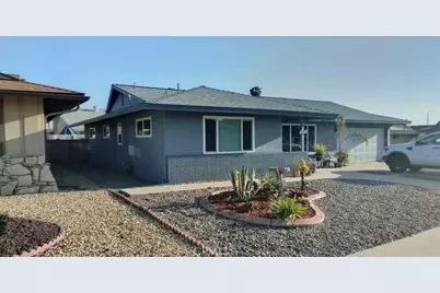 1621 W Montrose, Hemet, CA 92543 - Photo 2