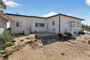 11550 Cactus, Phelan, CA 92371 - Photo 6