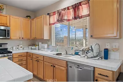 39351 Memory Drive, Murrieta, CA 92563 - Photo 14