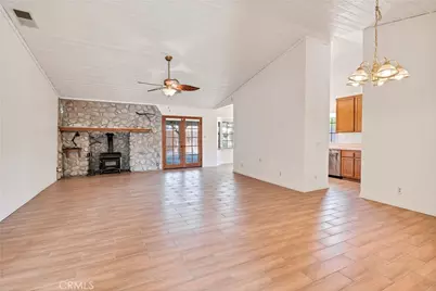 25187 Lincoln Avenue, Hemet, CA 92544 - Photo 6