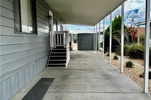 2205 W Acacia Ave, Hemet, CA 92545 - Photo 2