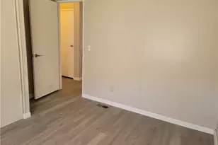 21601 Canyon Dr, Wildomar, CA 92595 - Photo 18